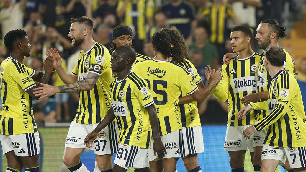 İsmail Kartal apar topar talimatı verdi: Fenerbahçe'den Mert Hakan Yandaş kararı! 2